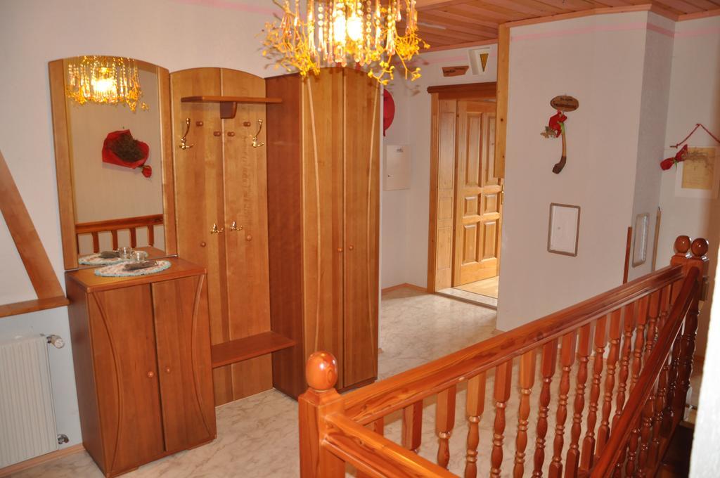 Almen-Kraeuter-Oberreiter Apartment Dellach im Drautal Bagian luar foto