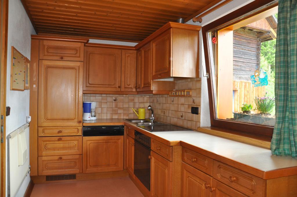 Almen-Kraeuter-Oberreiter Apartment Dellach im Drautal Bagian luar foto